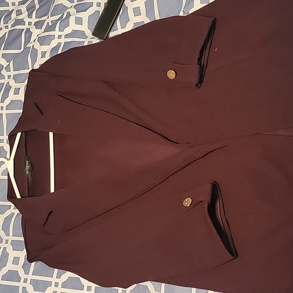 Burgundy blazer - Picture 3 of 4